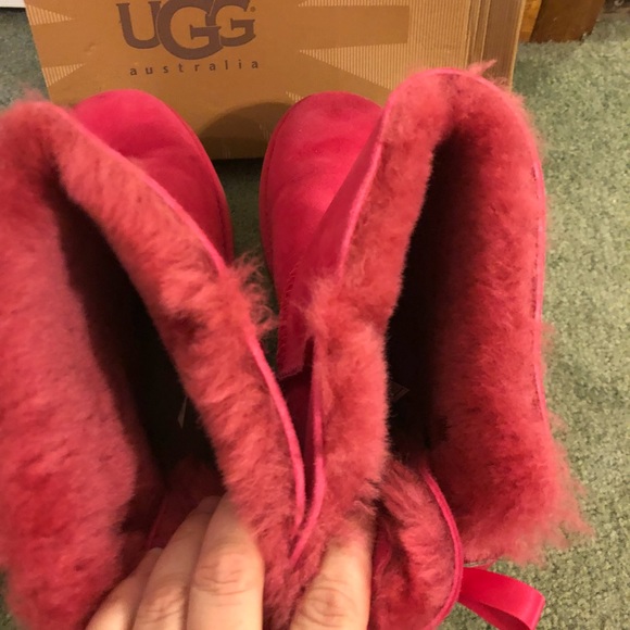 Bailey bow uggs - Picture 5 of 8